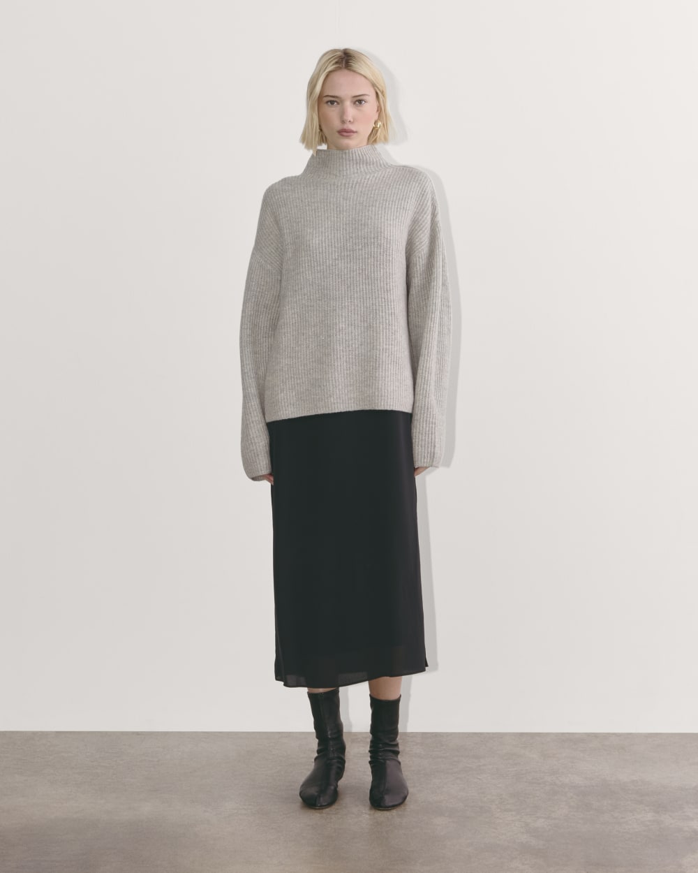 womens-wool-cashmere-fisherman-sweater-light-heather-grey