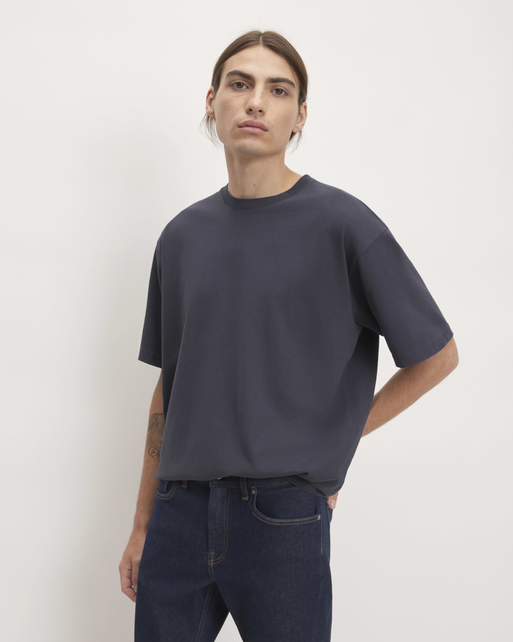 mens-prem-wt-rlxd-crew-deep-navy | primary