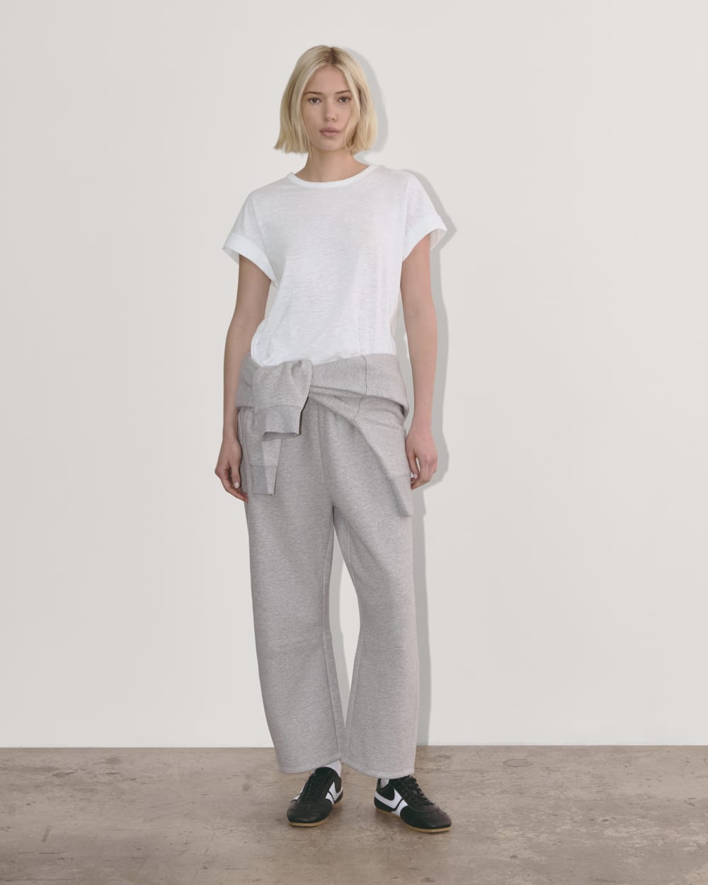 womens-perform-tee-white