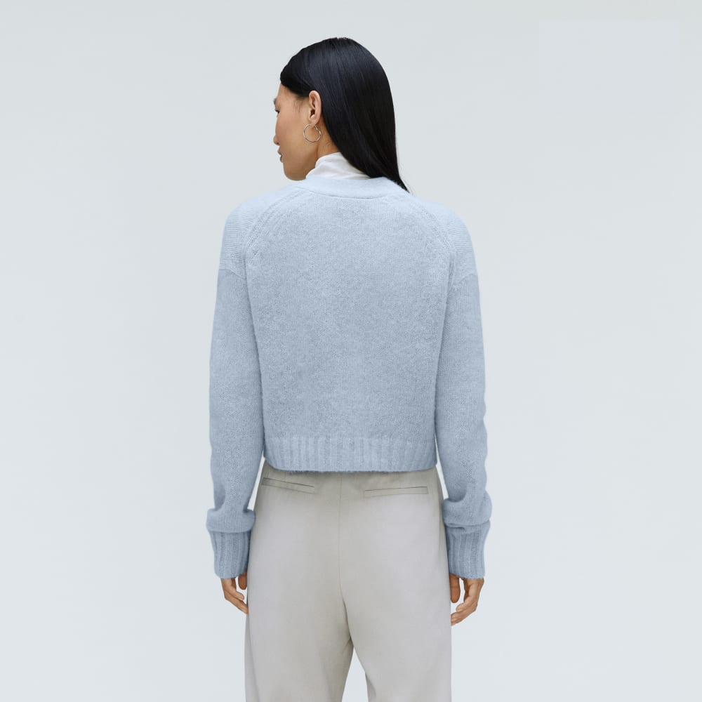 womens-alpaca-v-neck-cropped-cardigan-mist