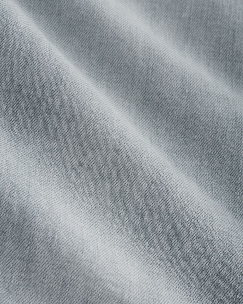 mens-selvedge-straight-fit-jean-clear-sky