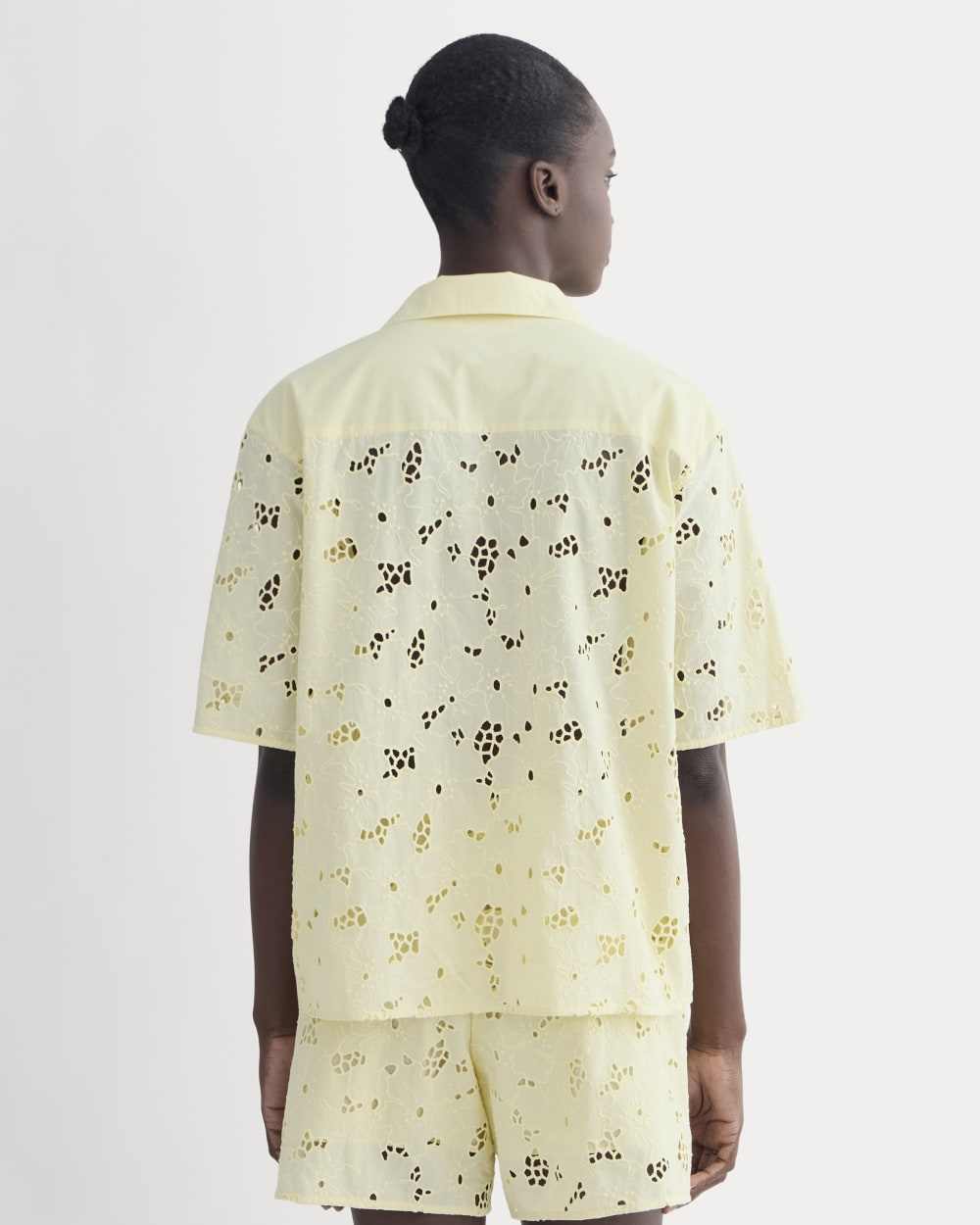womens-eyelet-camp-shirt-lightyellow