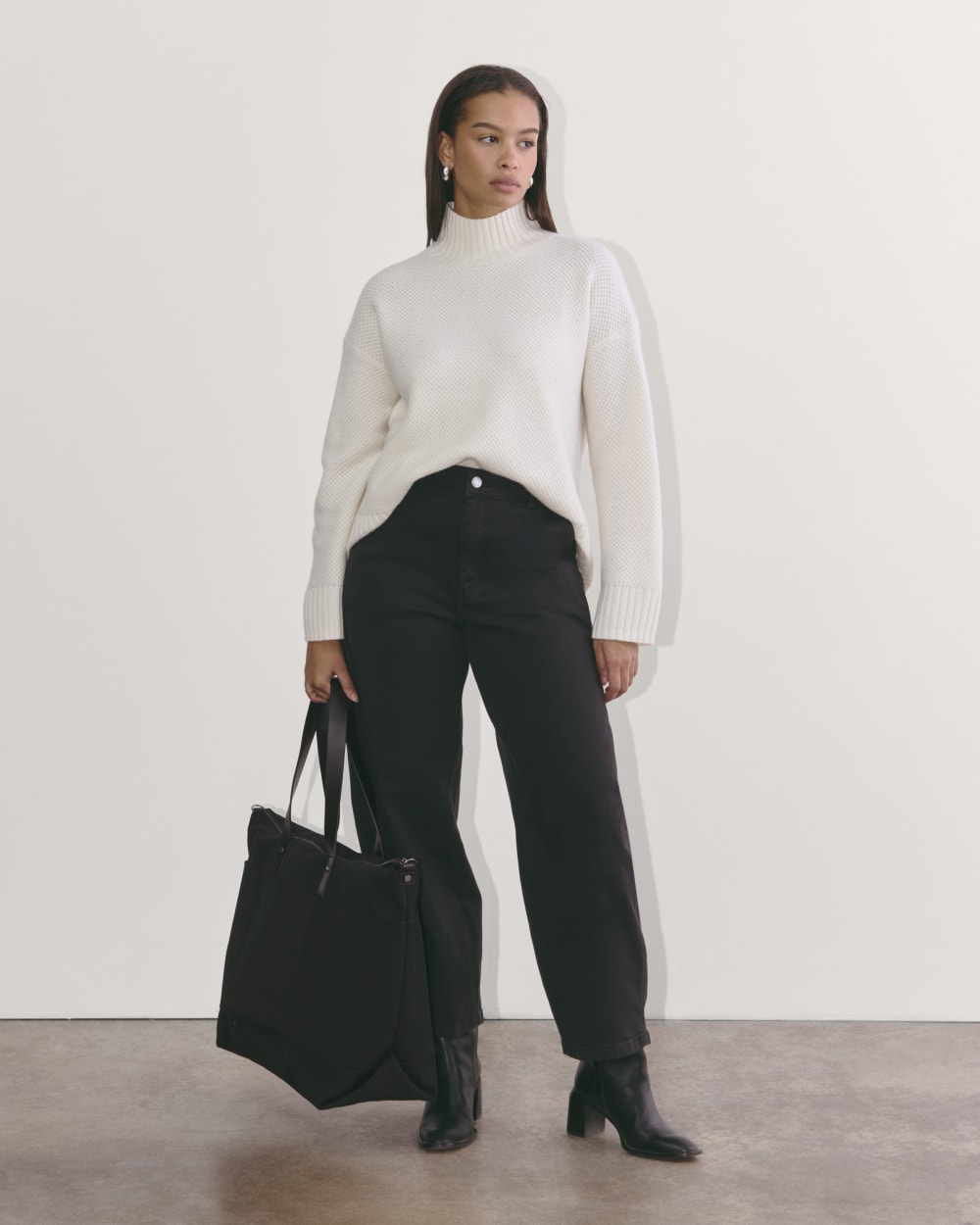 womens-canvas-weekender-black | alt