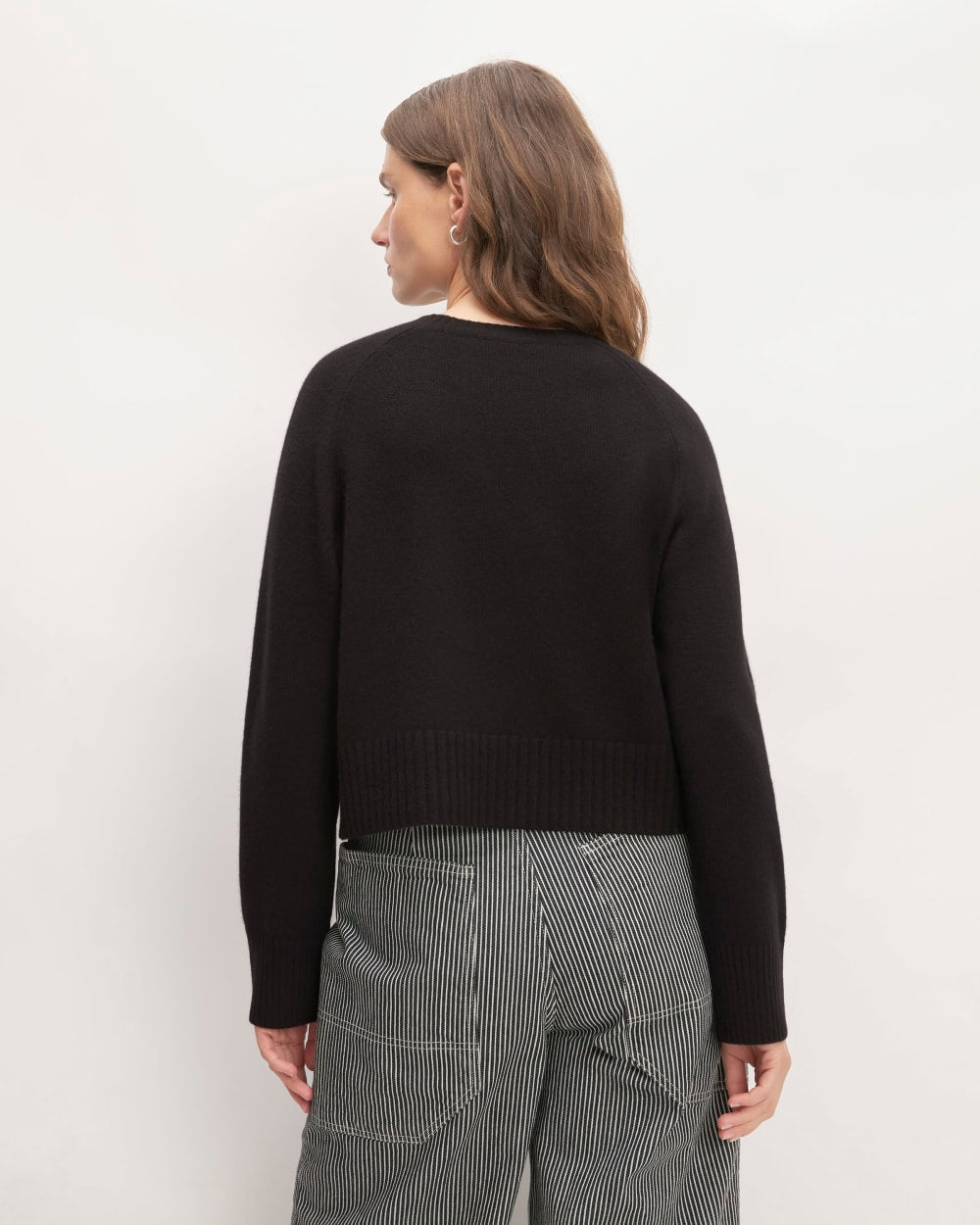 womens-cashmere-boxy-crew-sweater-black
