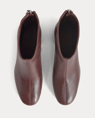 womens-curved-heel-boot-burgundy