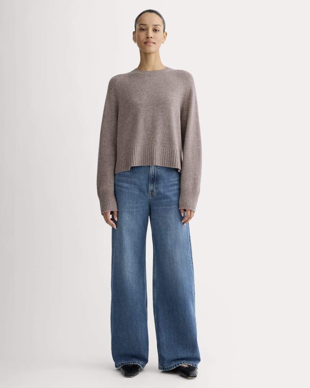 womens-cashmere-boxy-crew-sweater-light-heathered-taupe