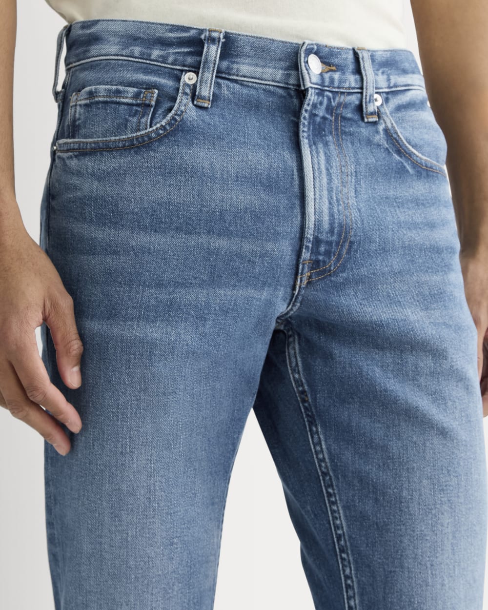 mens-organic-slim-fit-jean-lght-indigo