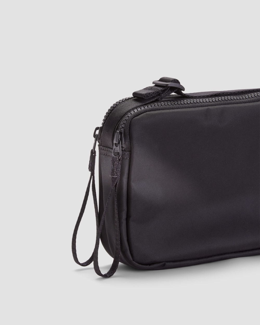 womens-recycled-nylon-camera-bag-black