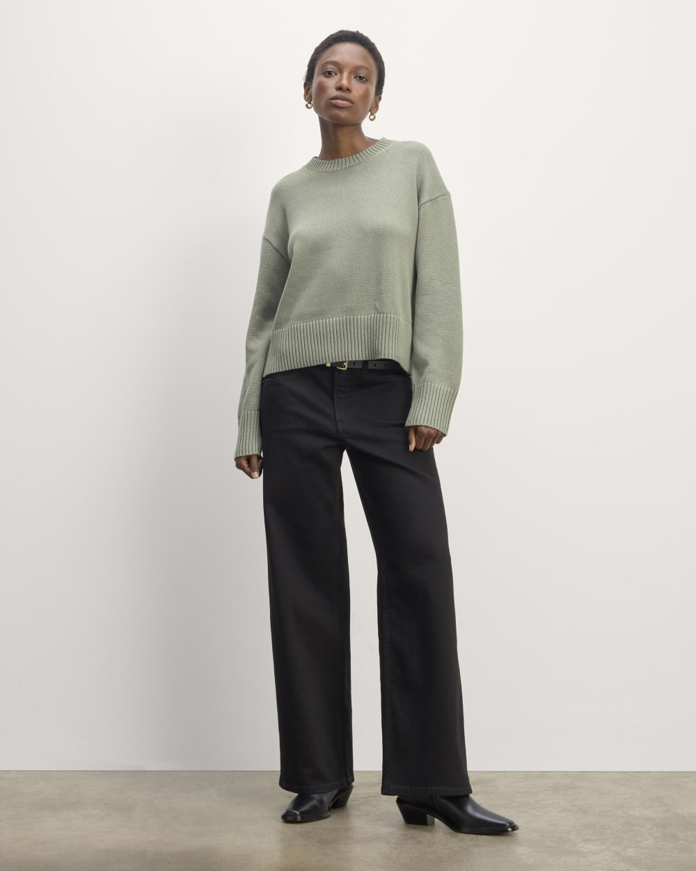 womens-organic-cotton-crew-sweater-sage-green
