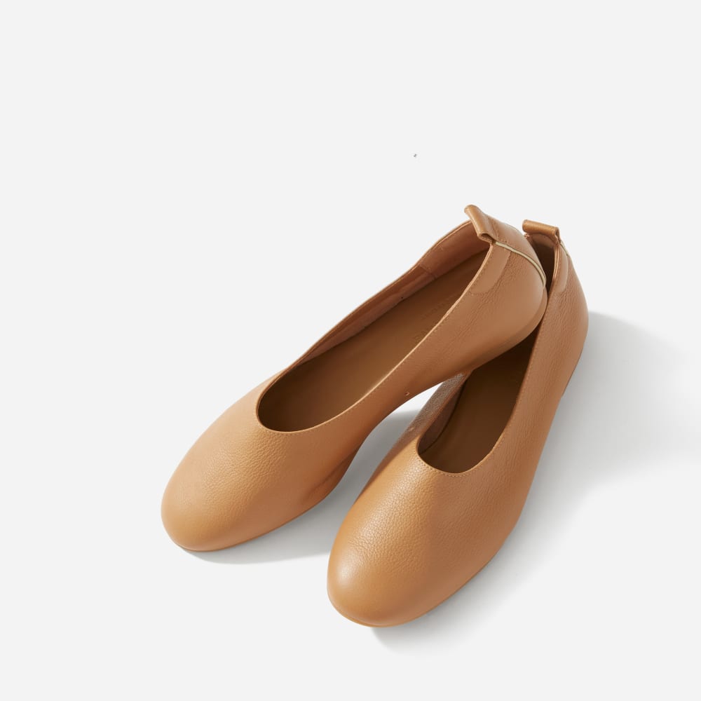 womens-day-glove-caramel
