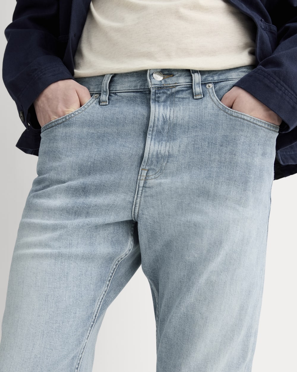 mens-selvedge-straight-fit-jean-clear-sky