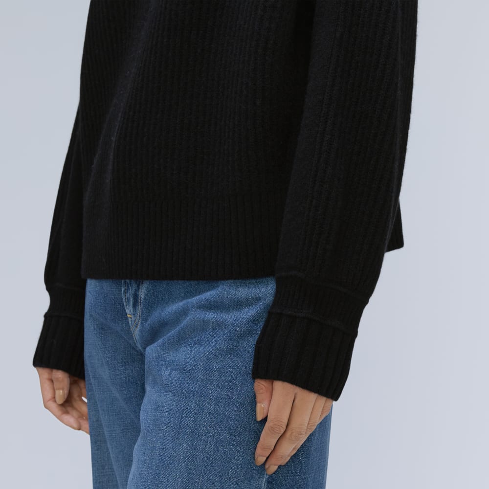womens-recashmere-ribbed-turtleneck-black