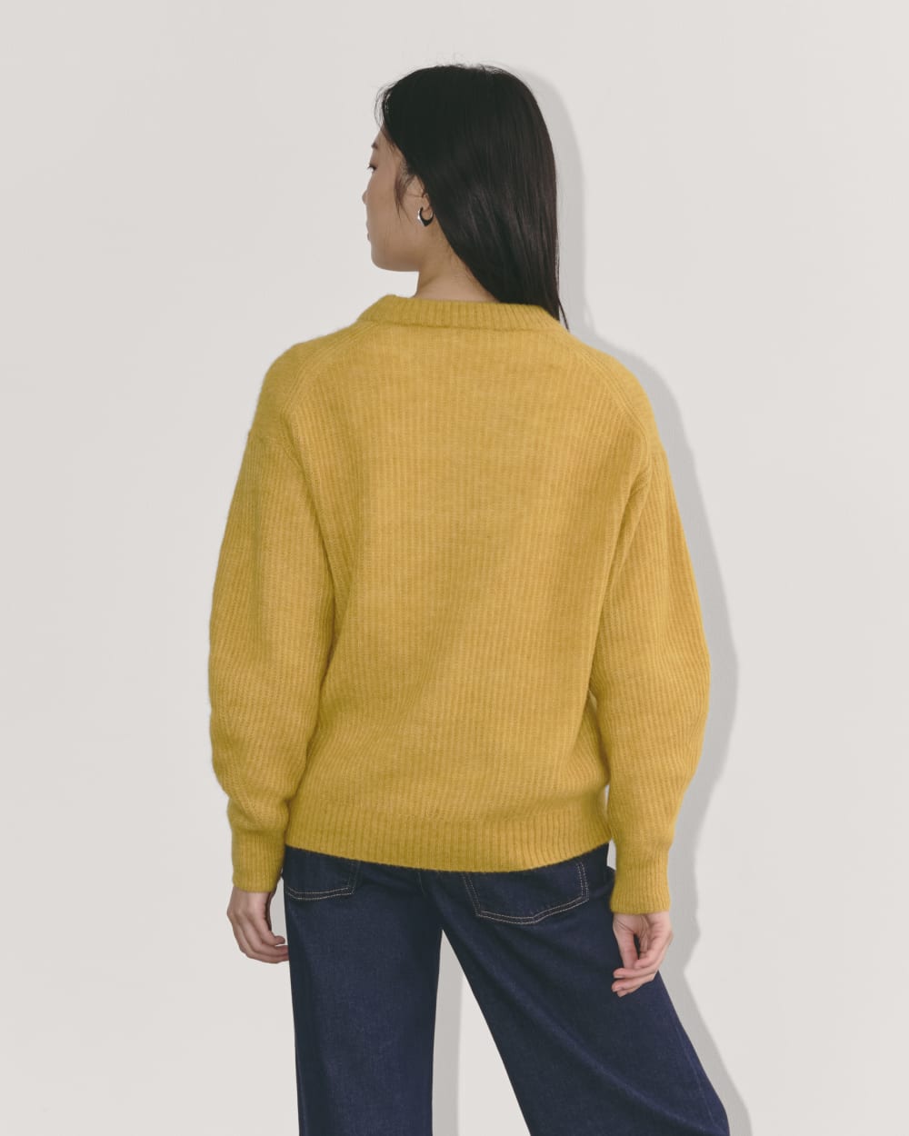 womens-alpaca-crew-gold