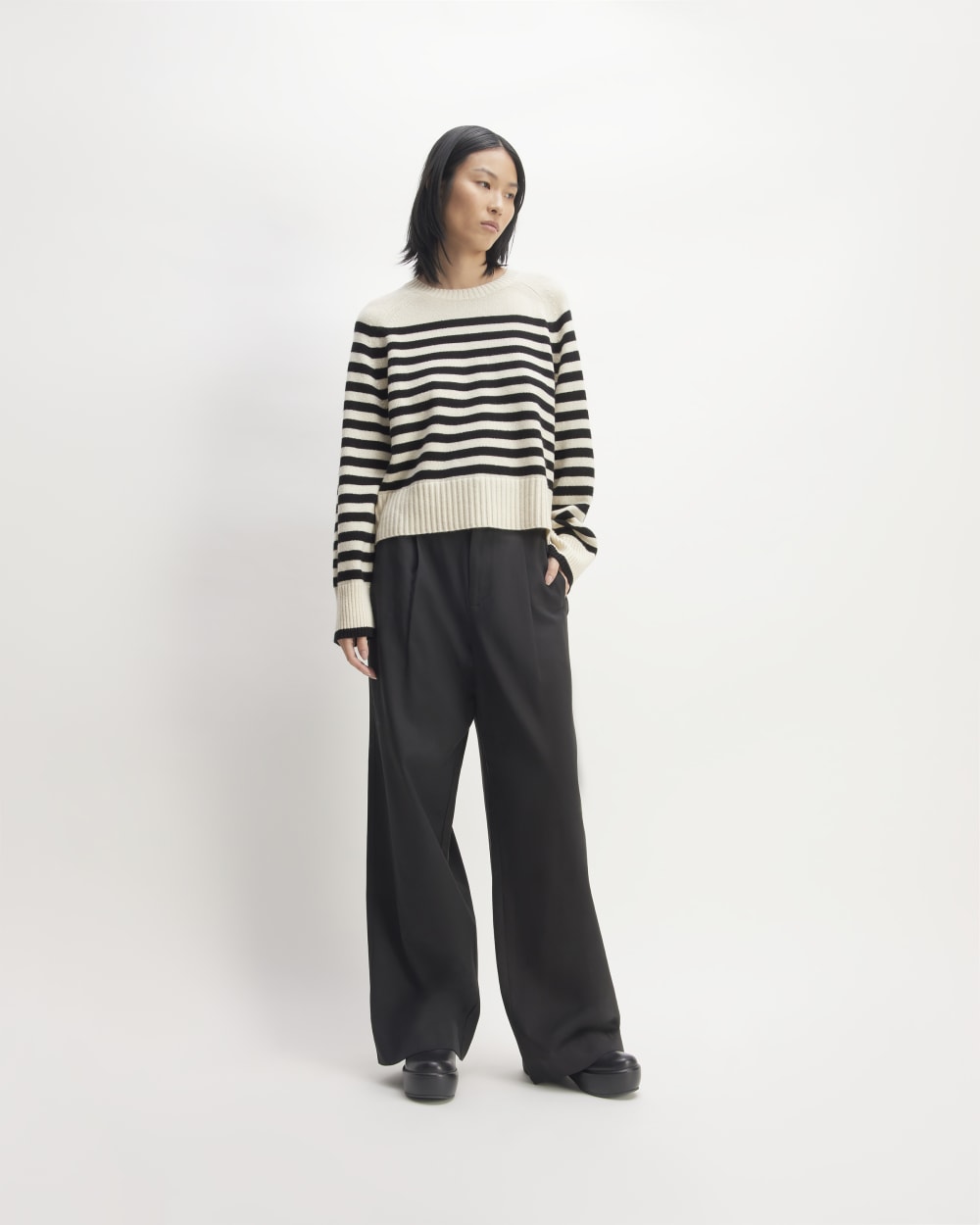 womens-cashmere-boxy-crew-sweater-bone-black