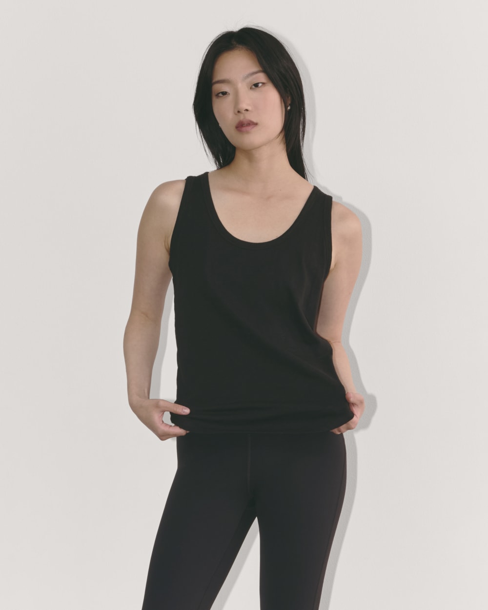 womens-perform-tank-black | primary