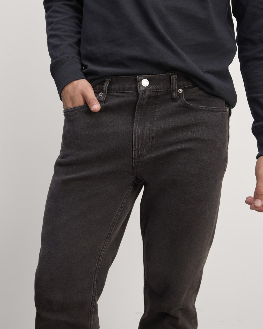 mens-organic-cotton-straight-leg-jean-wash-black