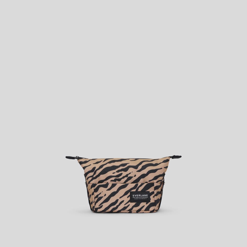 womens-renew-catchall-case-tiger-stripe-toasted-coconut