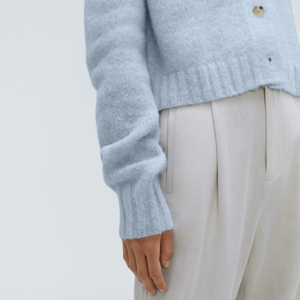 womens-alpaca-v-neck-cropped-cardigan-mist
