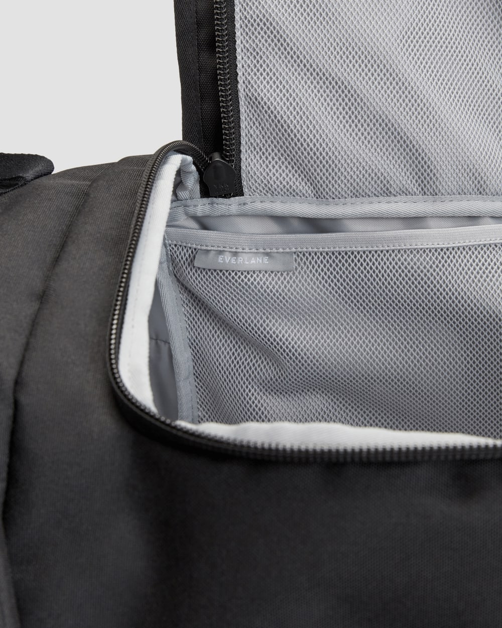 mens-renew-transit-duffle-black