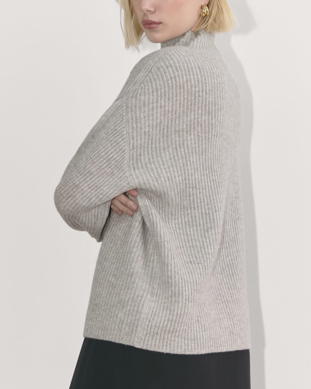 womens-wool-cashmere-fisherman-sweater-light-heather-grey