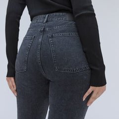 womens-90s-curvy-cheeky-straight-jean-ankle-washed-black
