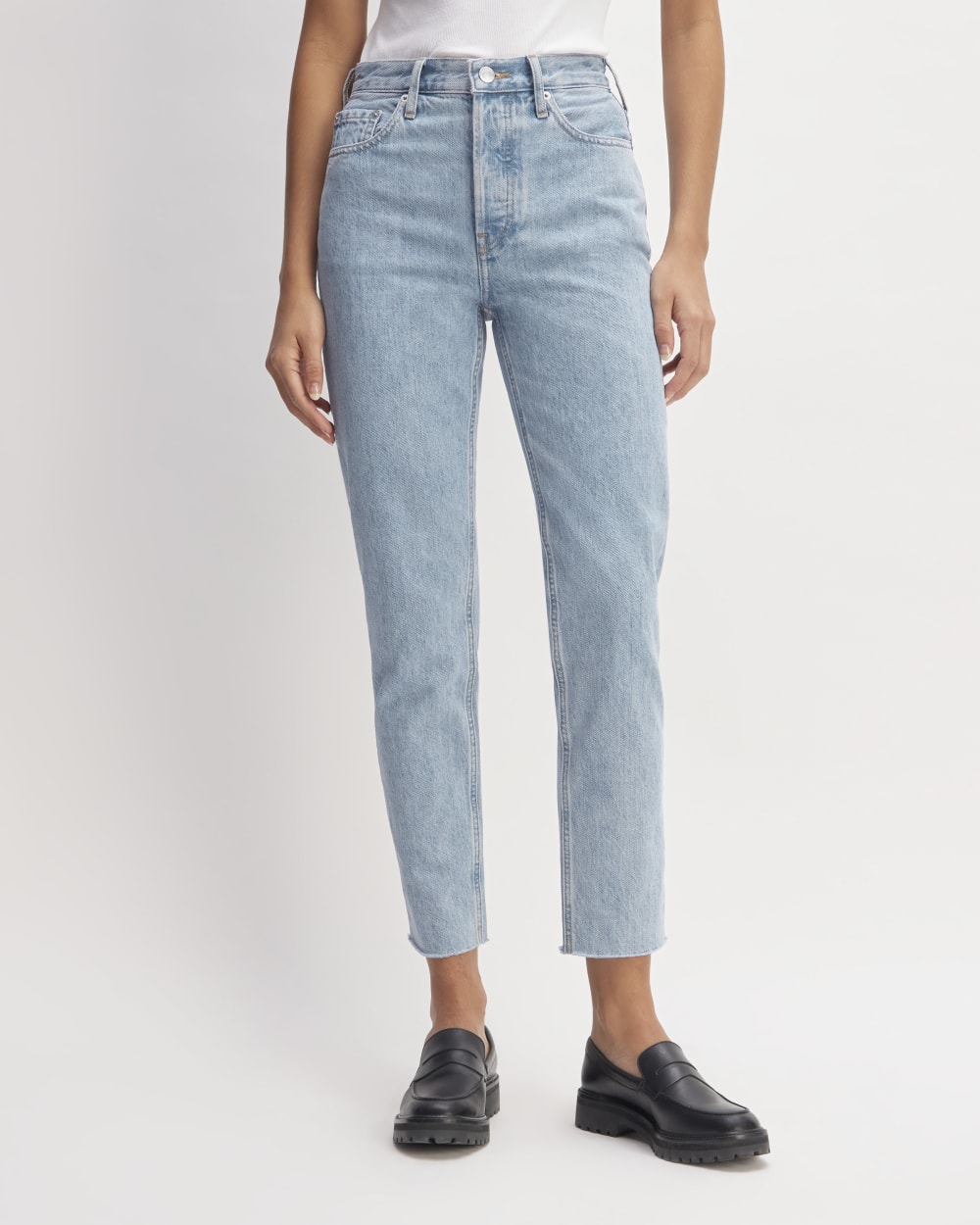 womens-90s-cheeky-straight-jean-vintage-wash-blue
