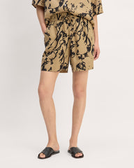womens-vacation-short-black-cornstalk-abstract