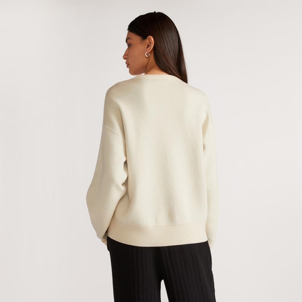 womens-knitted-sweatshirt-canvas