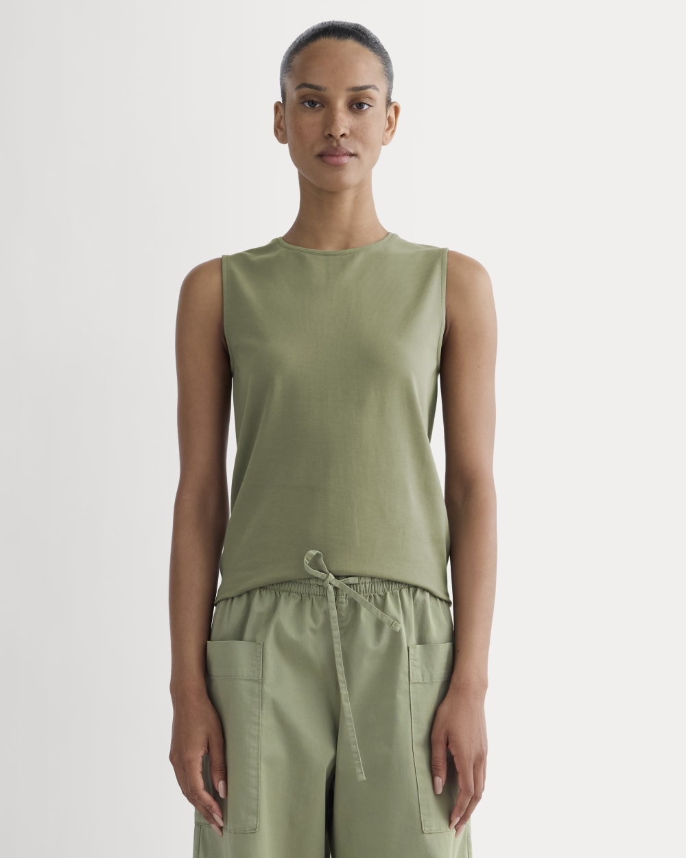 womens-form-crewneck-tank-lichen-green | primary