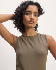 womens-form-crewneck-tank-taupe