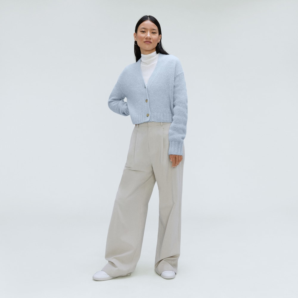 womens-alpaca-v-neck-cropped-cardigan-mist