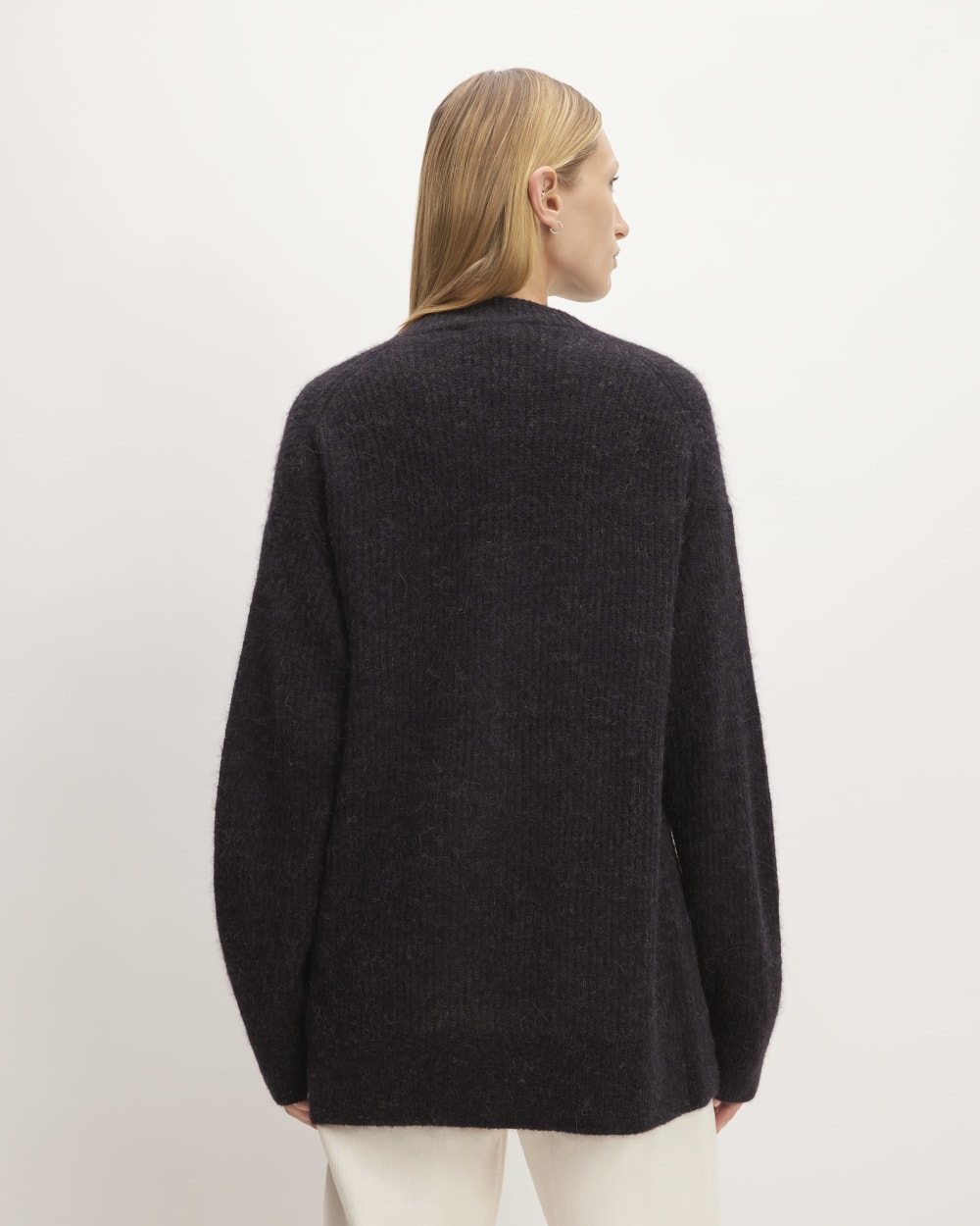 womens-alpaca-oversized-cardigan-heathered-black