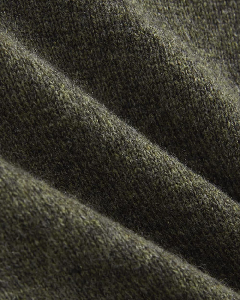 mens-cashmere-crew-heather-army-green