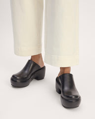 womens-puffa-clog2-black | alt