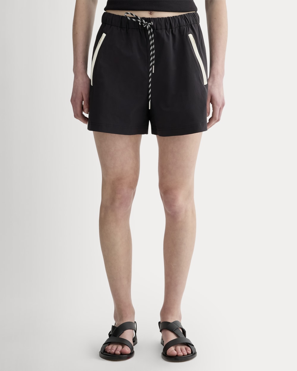 womens-anywhere-barrel-short-black