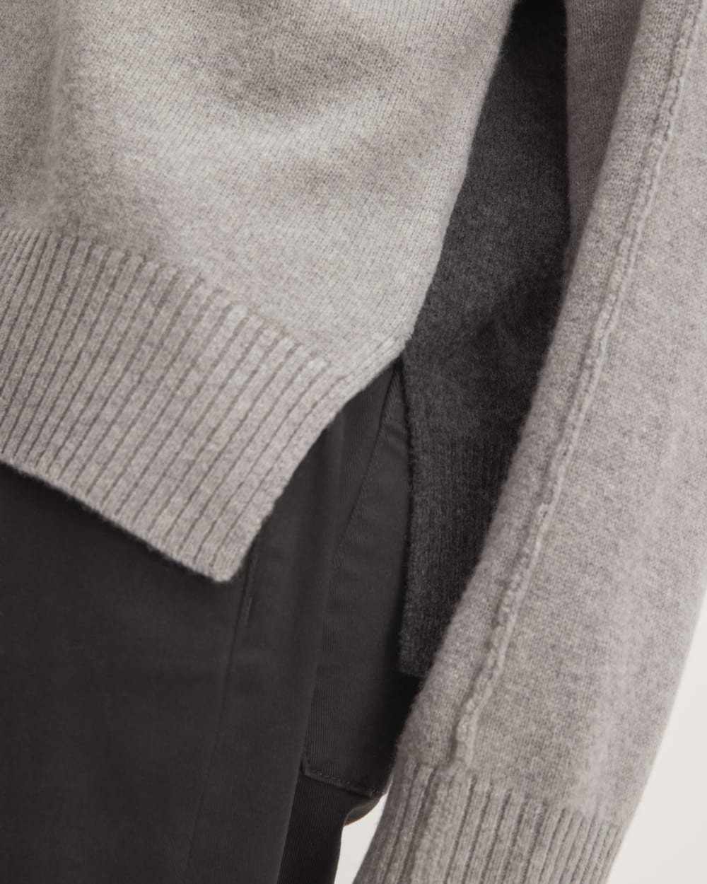 womens-merino-wool-crewneck-sweater-grey-graphite