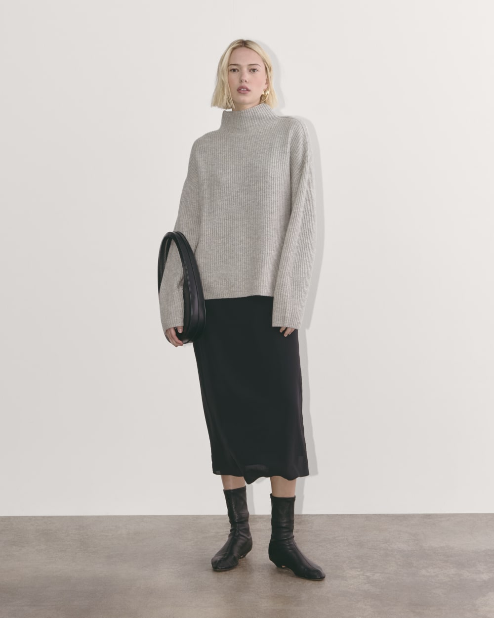 womens-wool-cashmere-fisherman-sweater-light-heather-grey