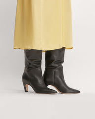 womens-knee-high-banana-heel-boot-black | alt