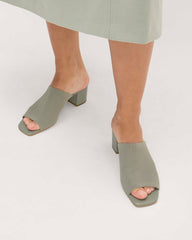 womens-reknit-block-heel-sandal-seagrass | alt