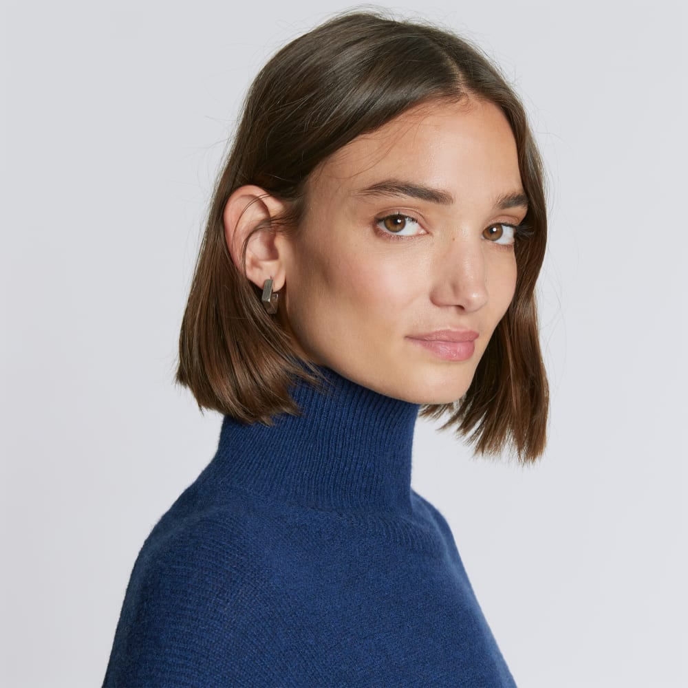 womens-recashmere-oversized-turtleneck-navy-bone