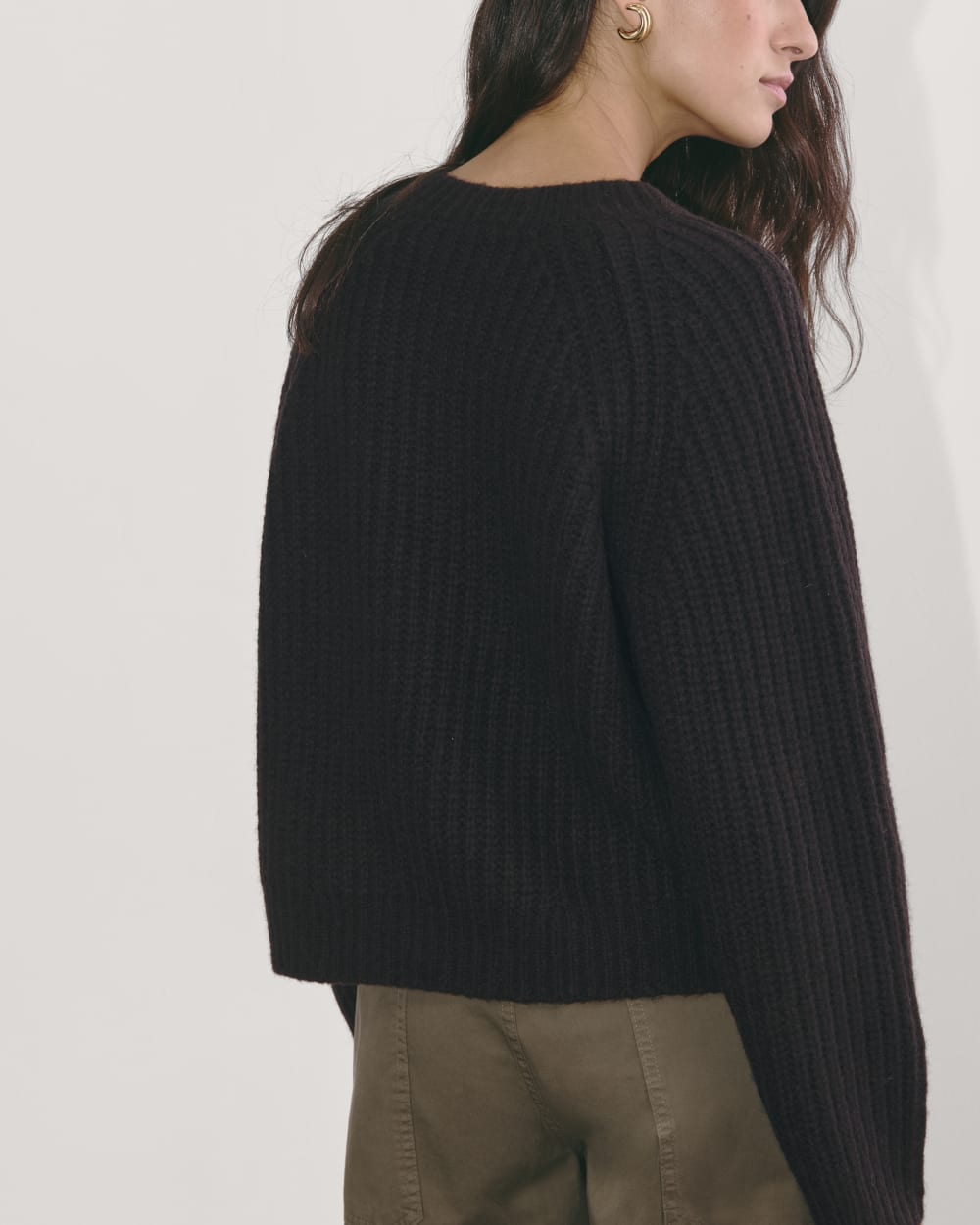 womens-cloud-fisherman-crew-sweater-black