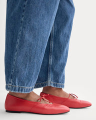 womens-leather-keyhole-flat-classic-red
