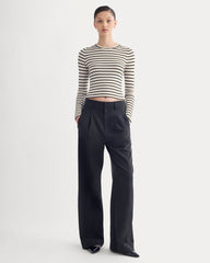 womens-cropped-crew-top-ultrafine-merino-parchement-black