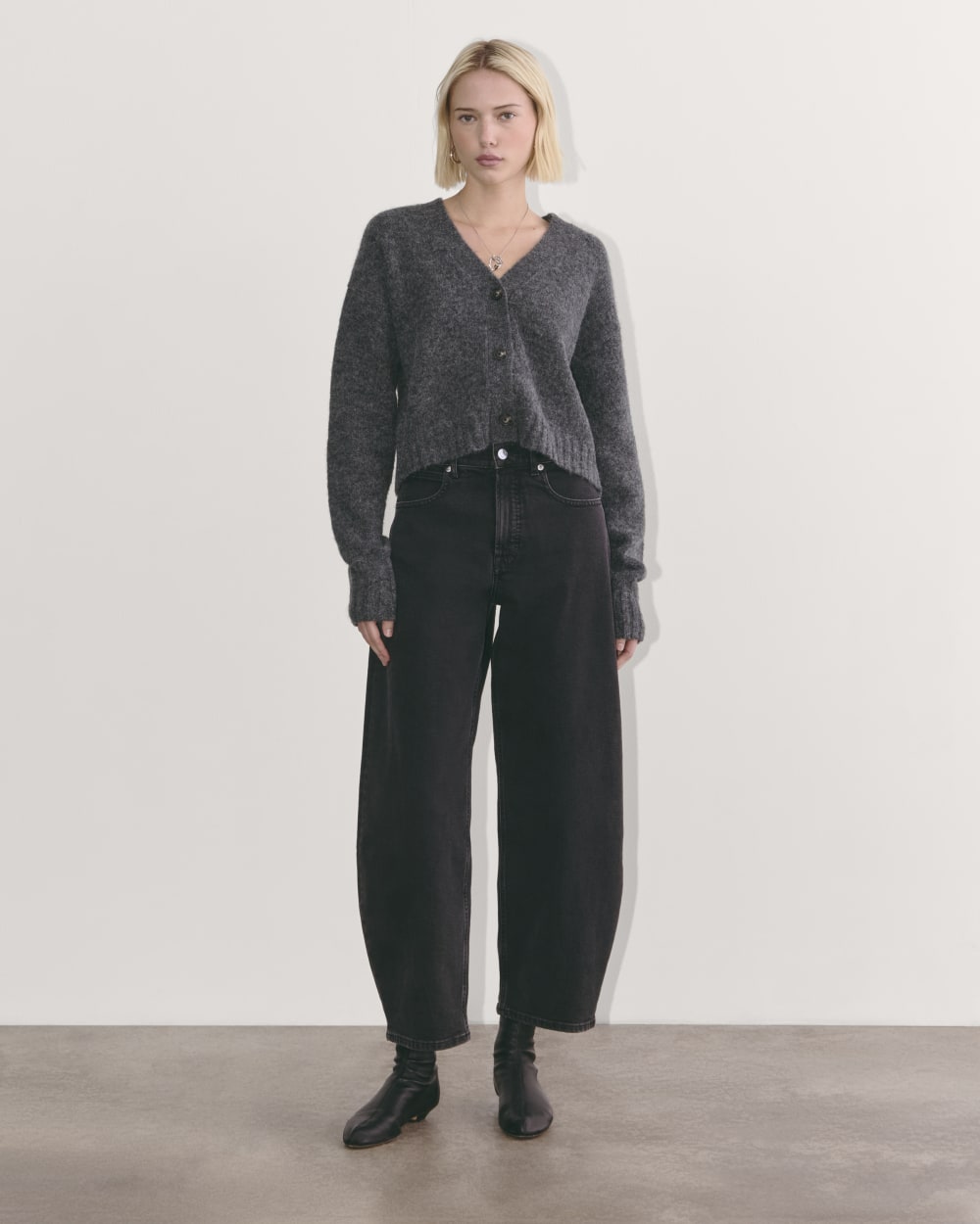 womens-alpaca-boxy-v-cardigan-dark-charcoal