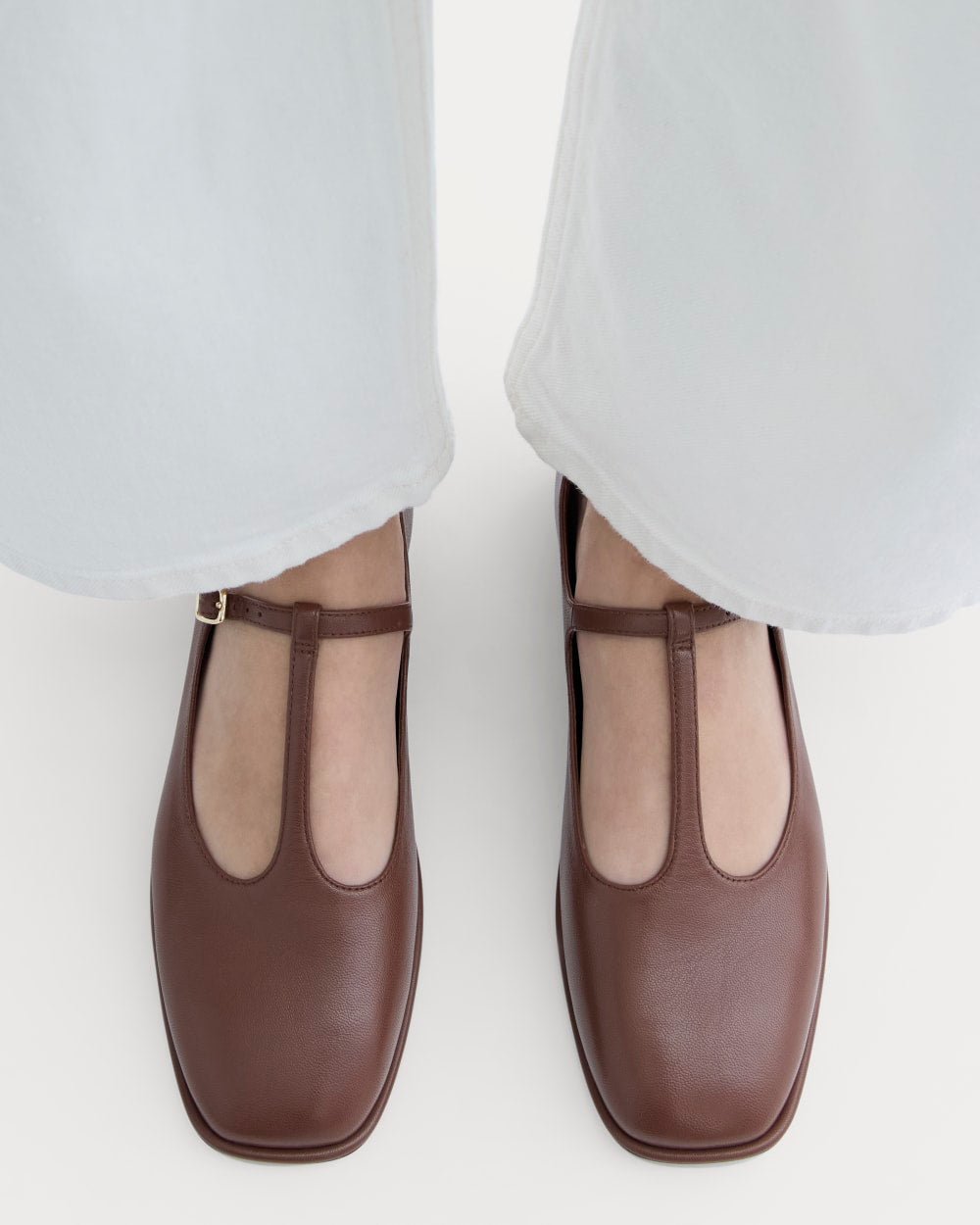 womens-leather-tstrap-sandal-rum