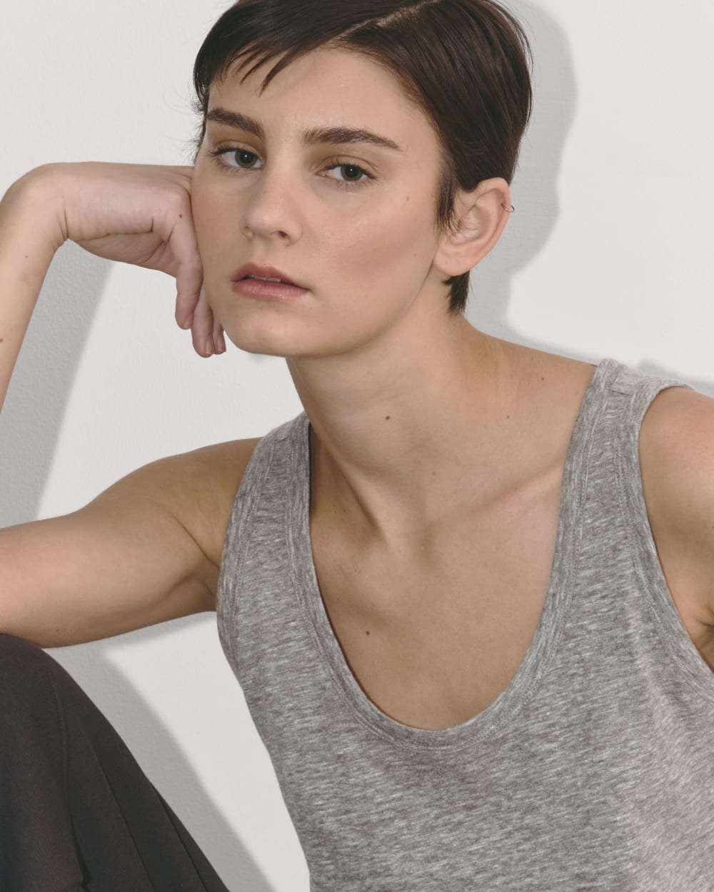 womens-perform-tank-heathered-black