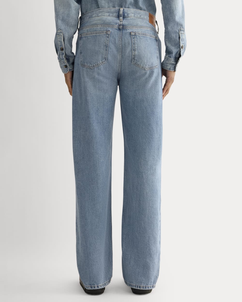 mens-90s-loose-straight-jean-lght-indigo