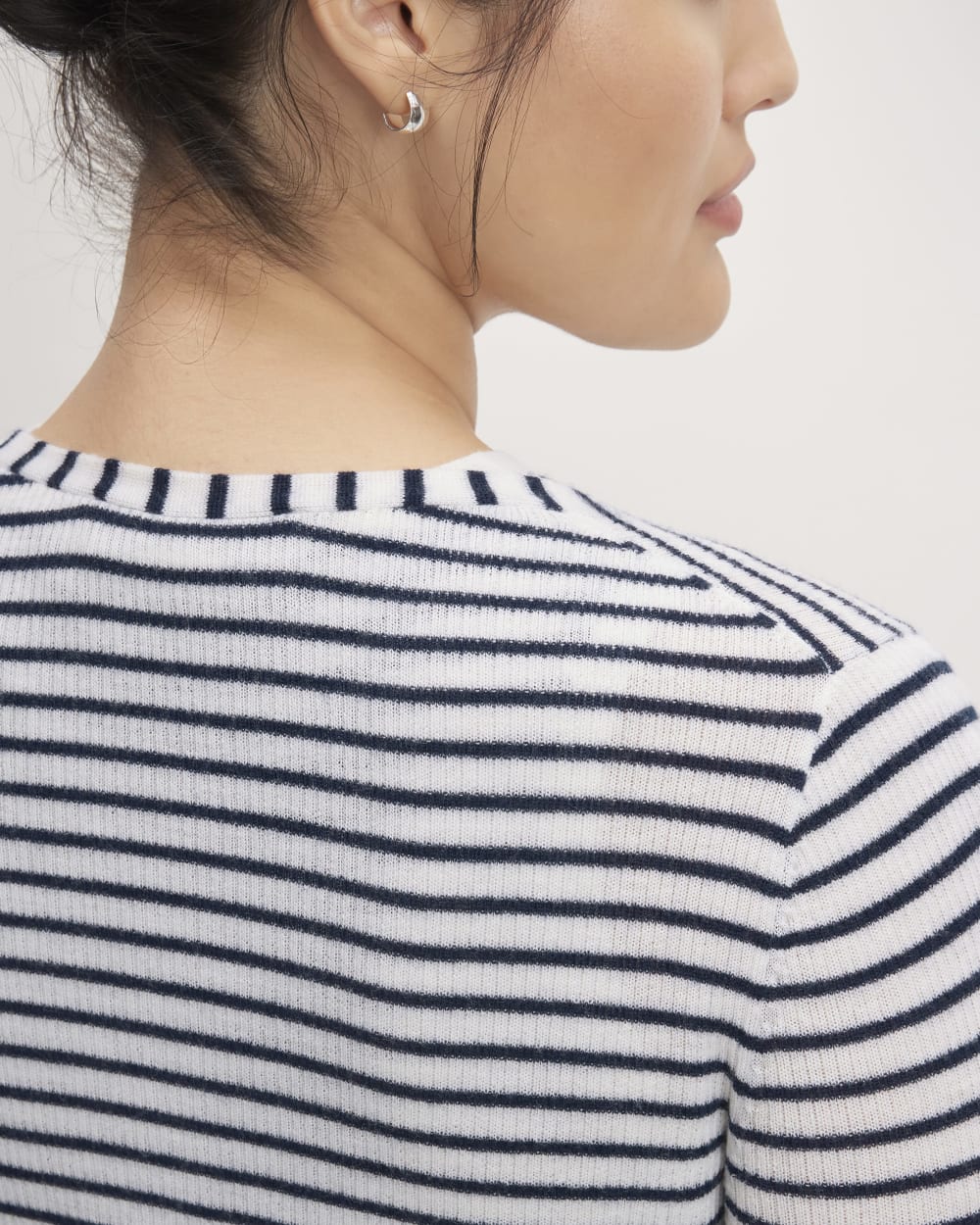 womens-ultrafine-merino-ribbed-cardigan-bone-navy