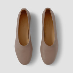 womens-day-glove-mocha | primary